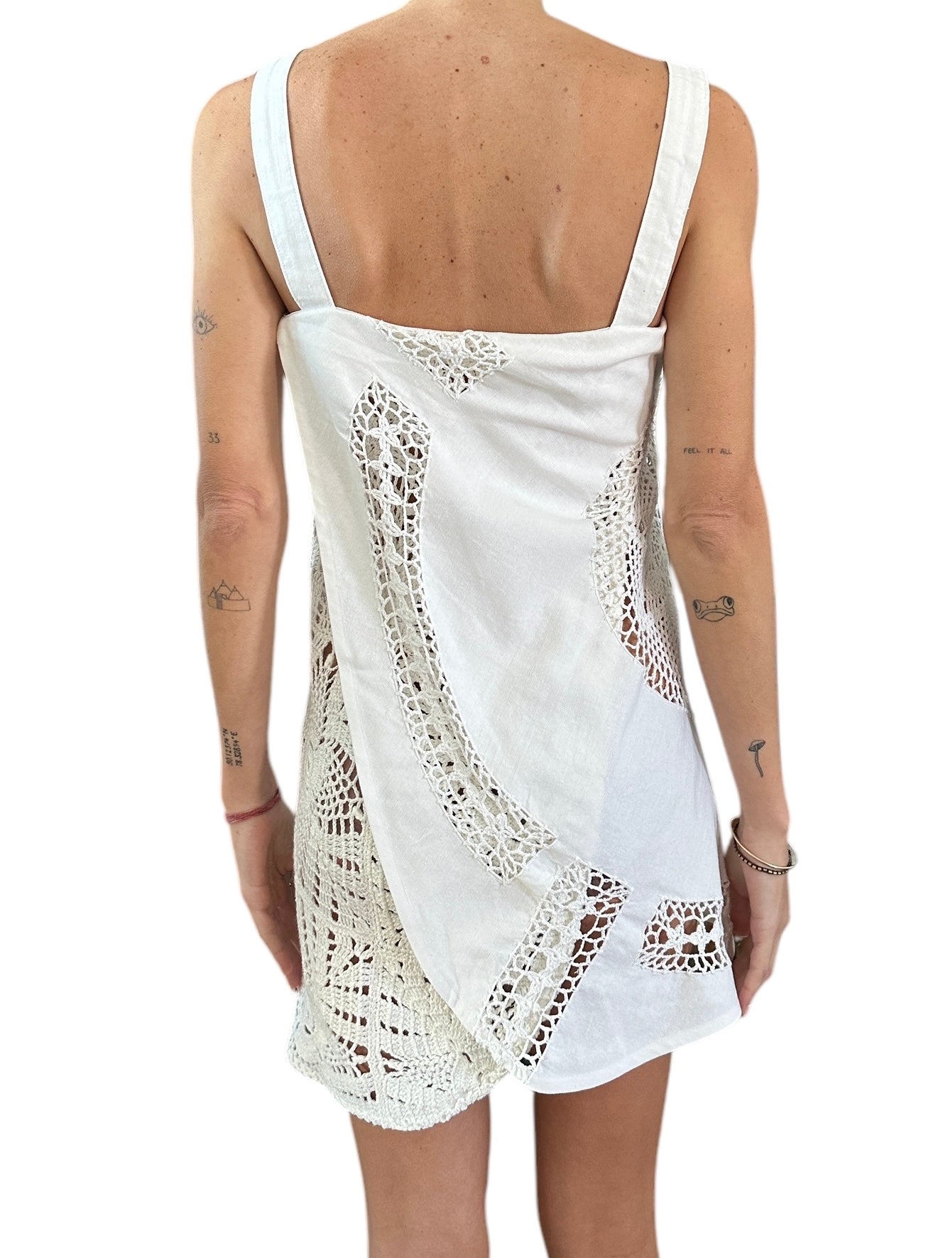 Mini dress in cotton and crochet