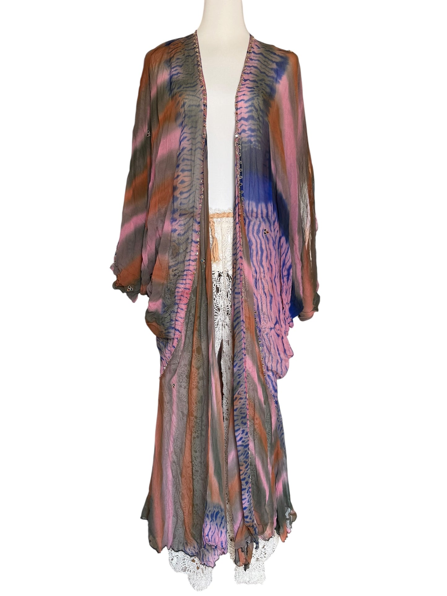 Vintage silk kimono with phantom sleeves