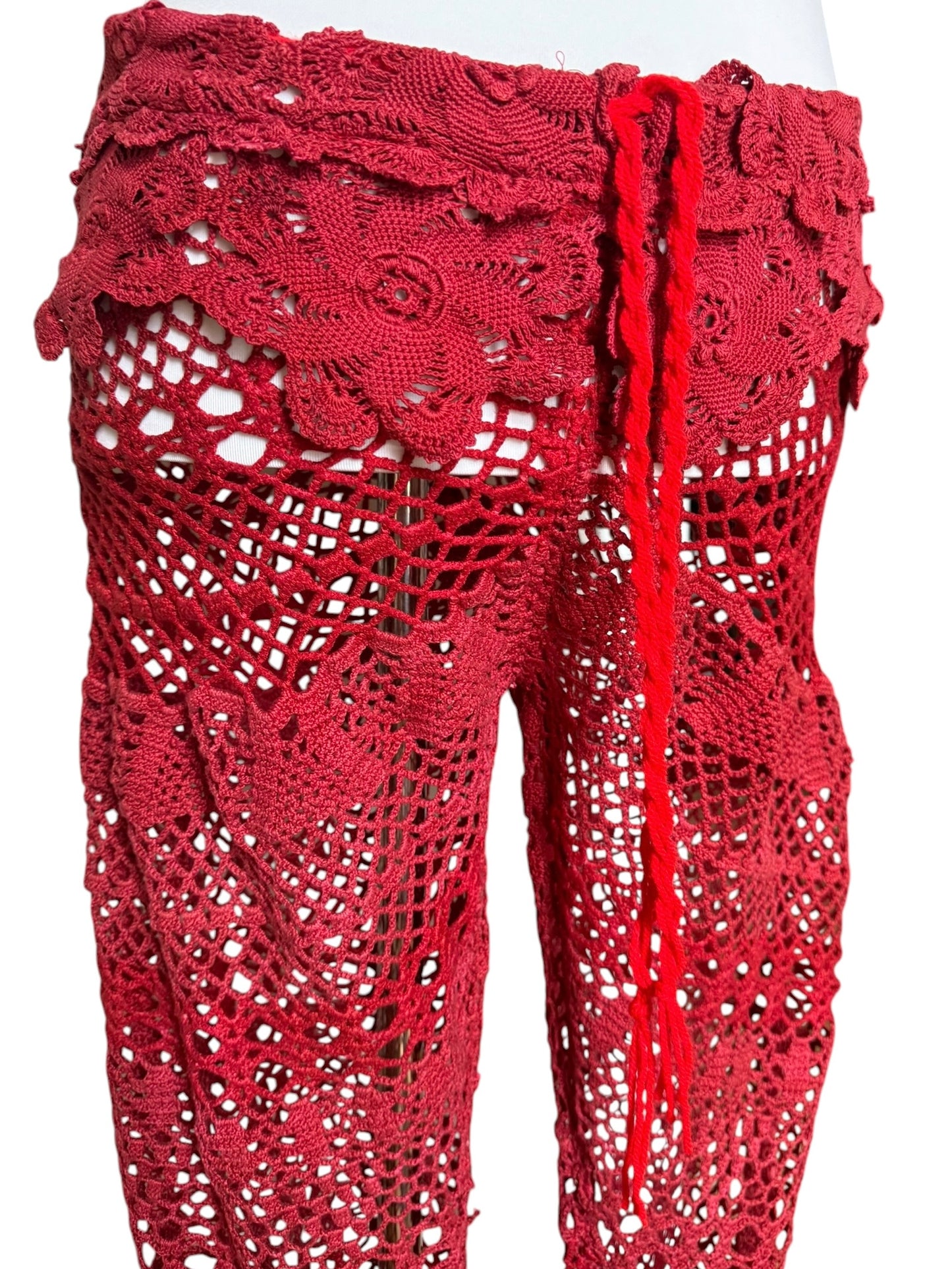 Crochet drawstring trousers in red