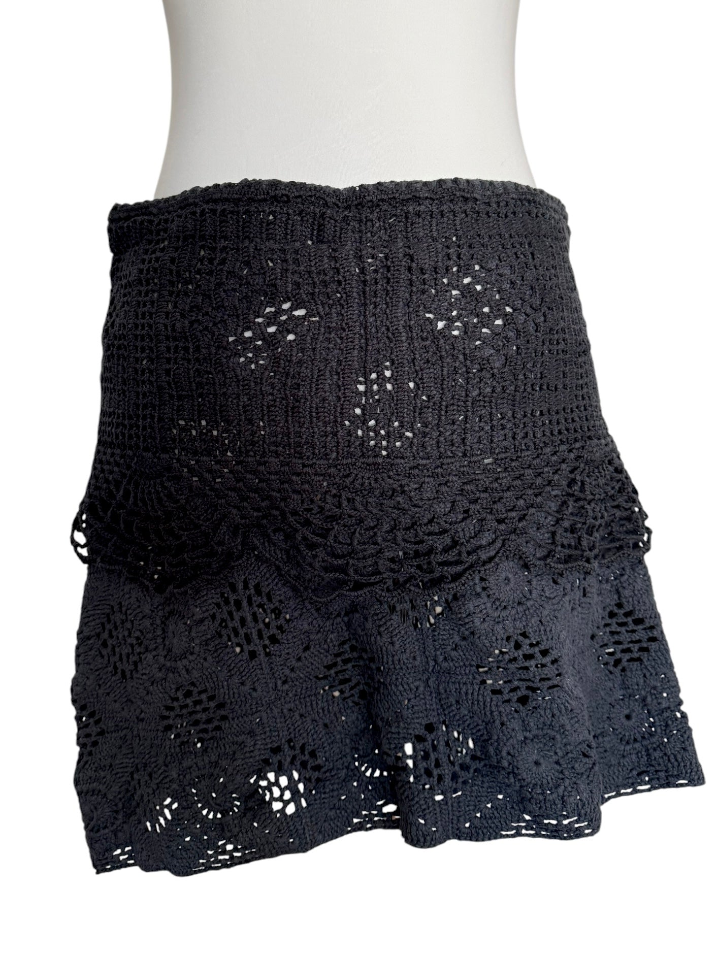 Black folded crochet skirt