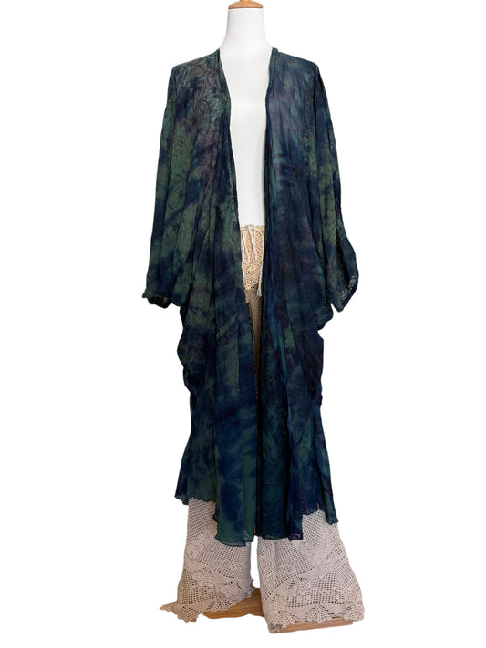 Vintage silk kimono with phantom sleeves