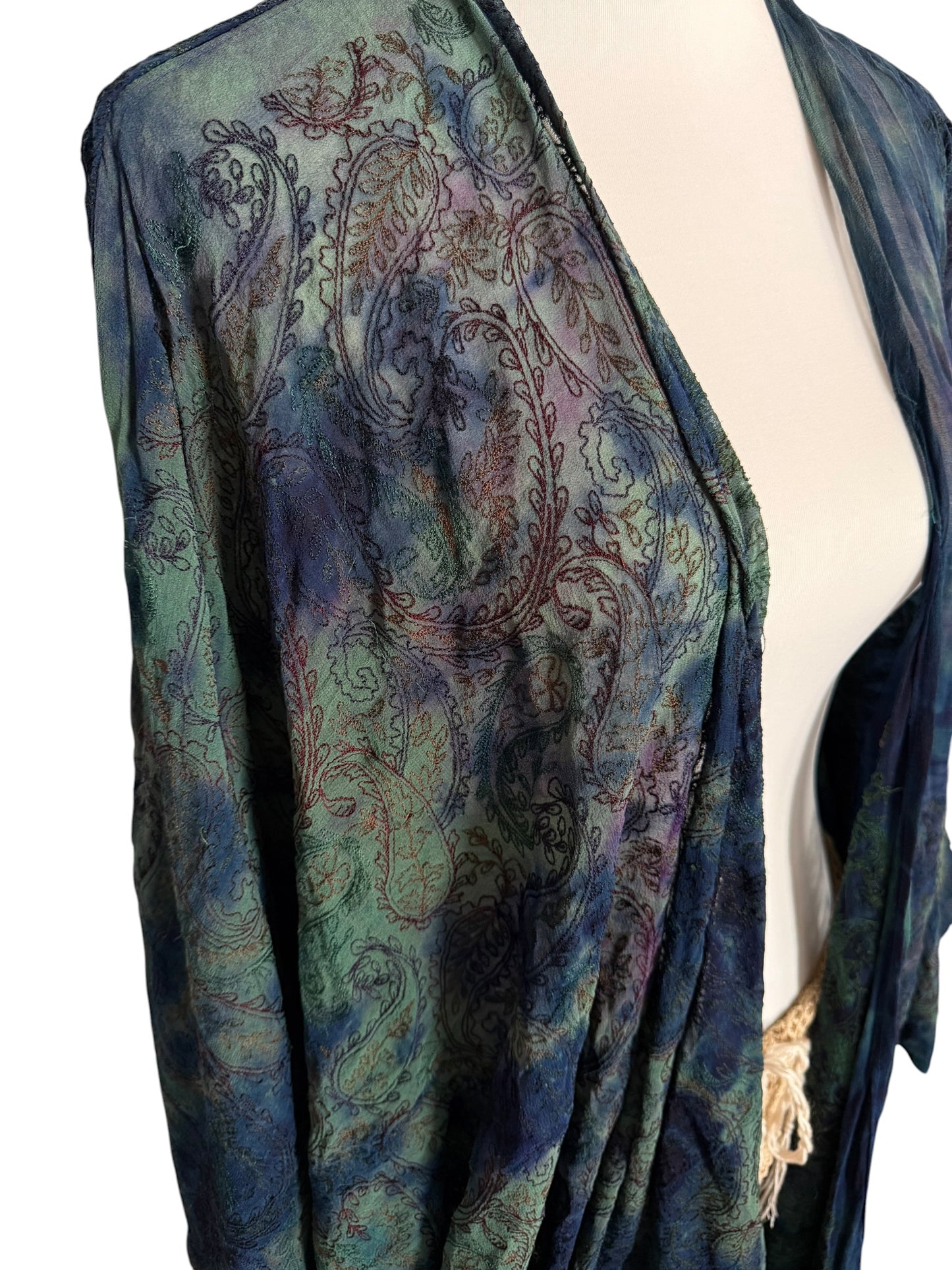 Vintage silk kimono with phantom sleeves