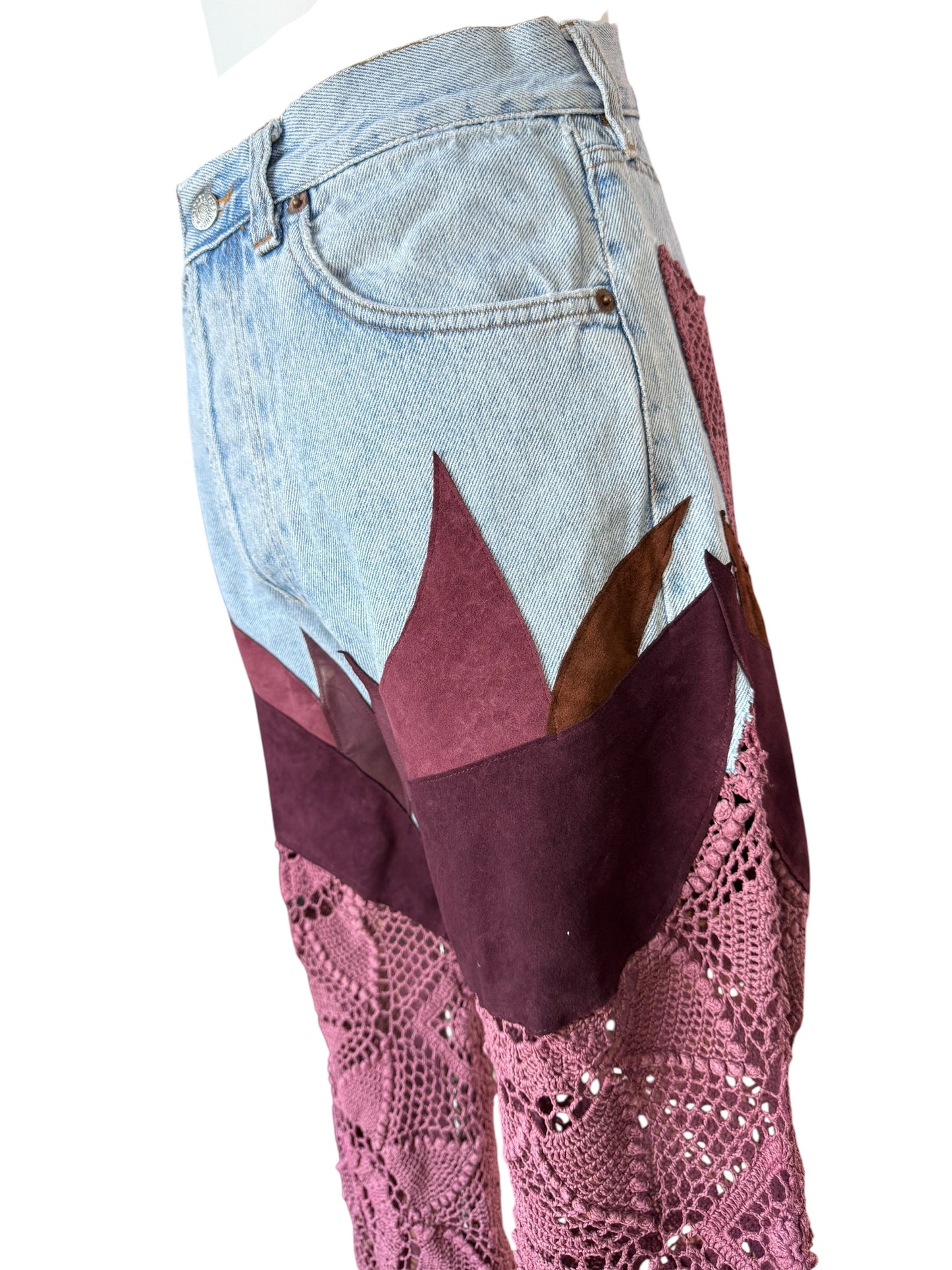 Flare denim in leather and burgundy crochet