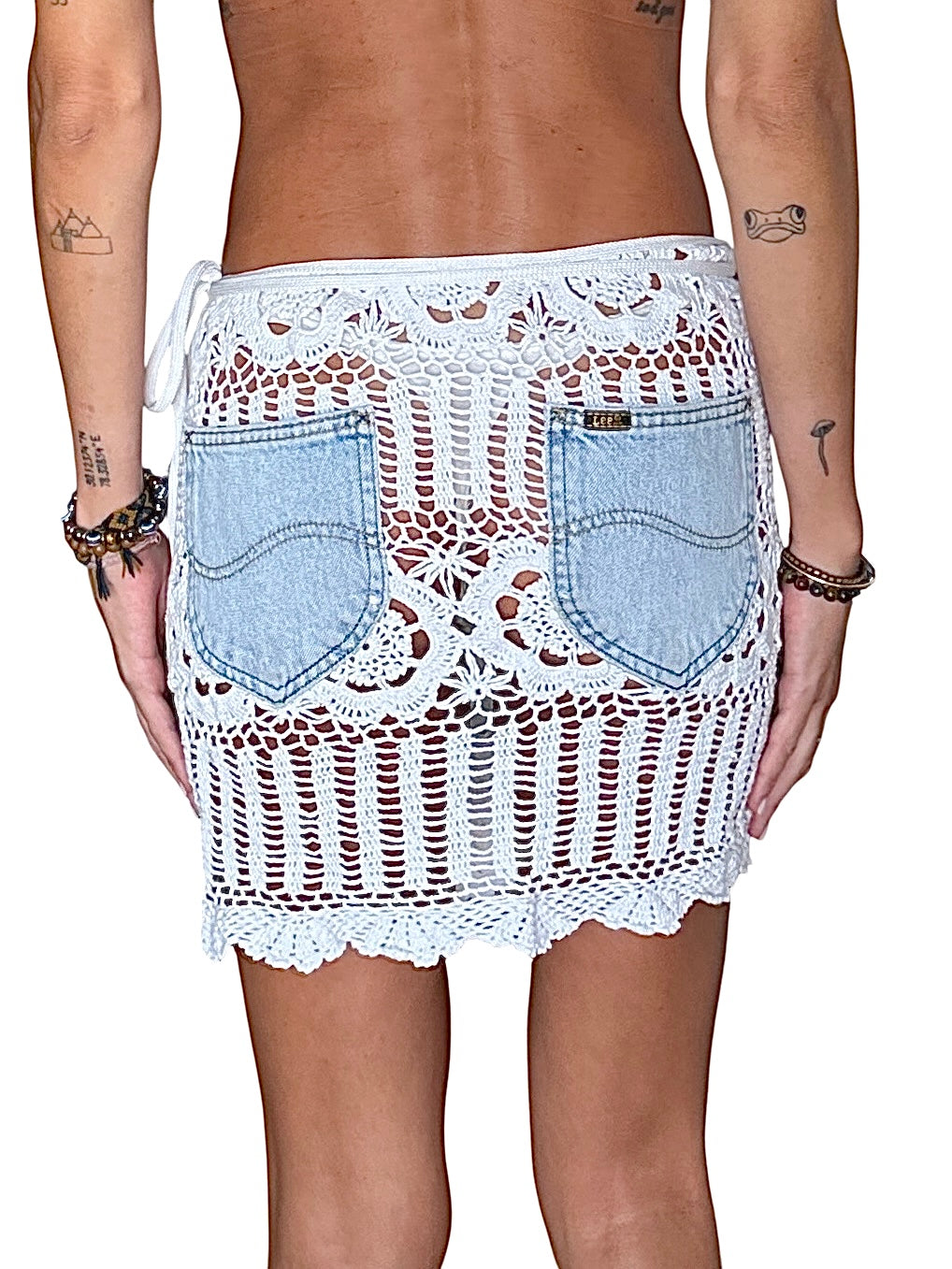 Mini crochet pareo skirt with back pockets