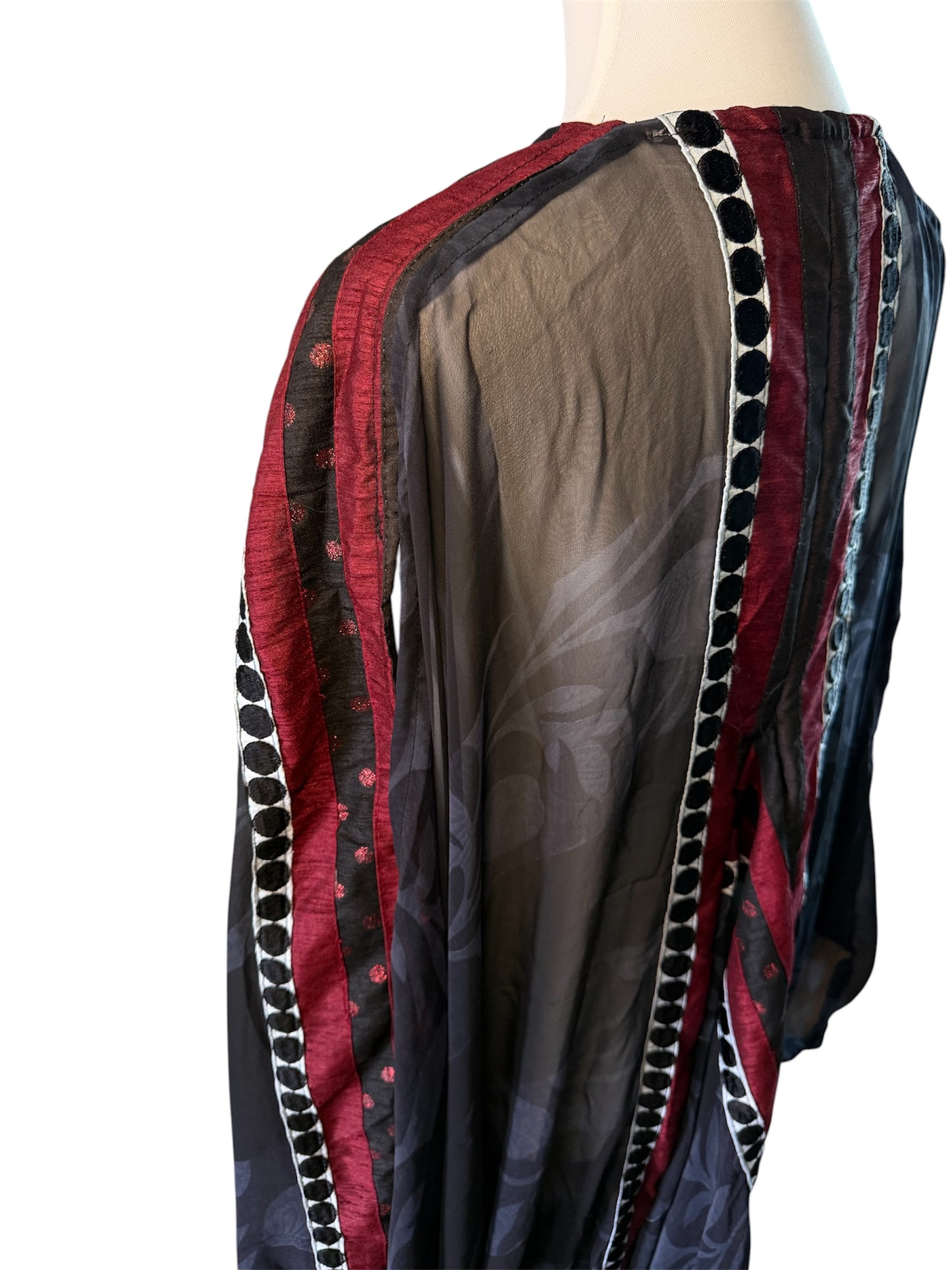 Vintage silk kimono with phantom sleeves